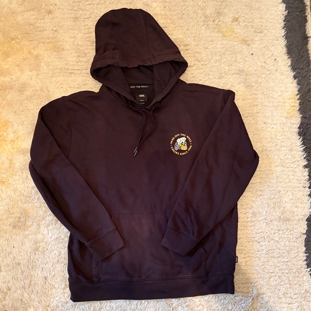 Vans off the wall Skull 💀“LIFT ‘EM HIGH DRAIN ‘EM DRY” hoodie